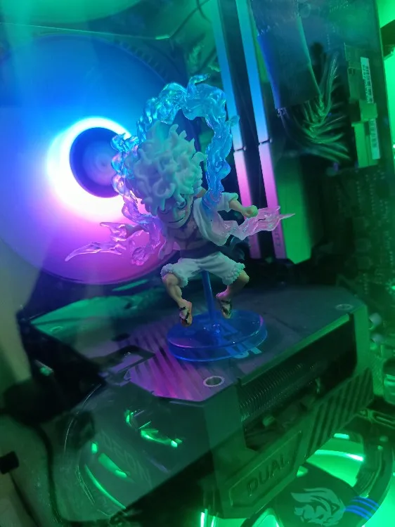 Foto de un comprador: Figura de One Piece Luffy mini de PVC con capa y rayos