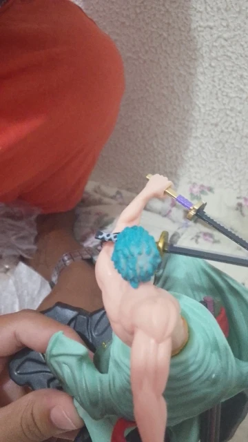 Foto de un comprador: Figura de One Piece GK de 10 cm para armar y decorar