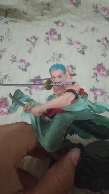 Foto de un comprador: Figura de One Piece GK de 10 cm para armar y decorar