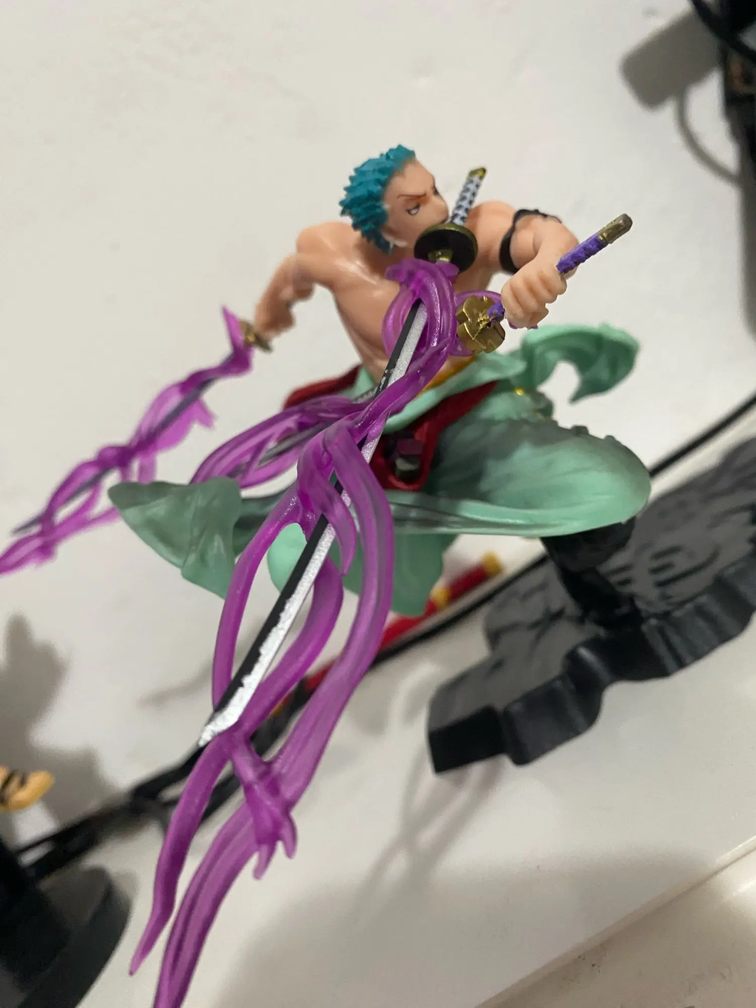 Foto de un comprador: Figura de One Piece GK de 10 cm para armar y decorar