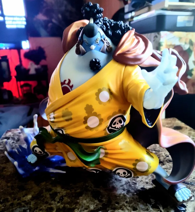 Foto de un comprador: Cabezón de Jinbe de One Piece: figura de PVC de 25 cm