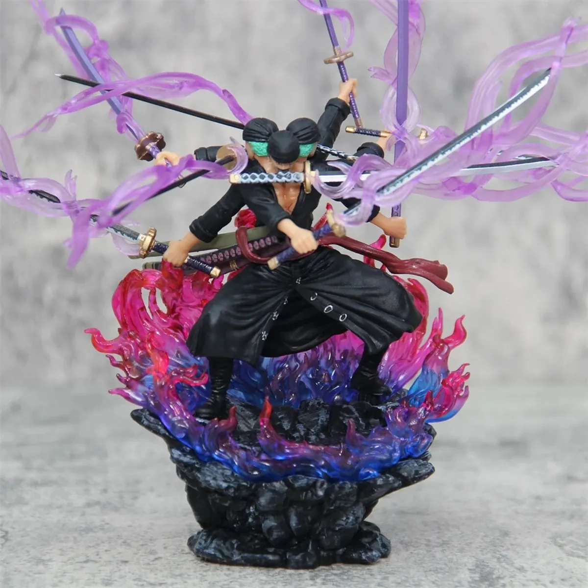 Figura de Zoro de acción con espadas armables, 14 cm – vue 3