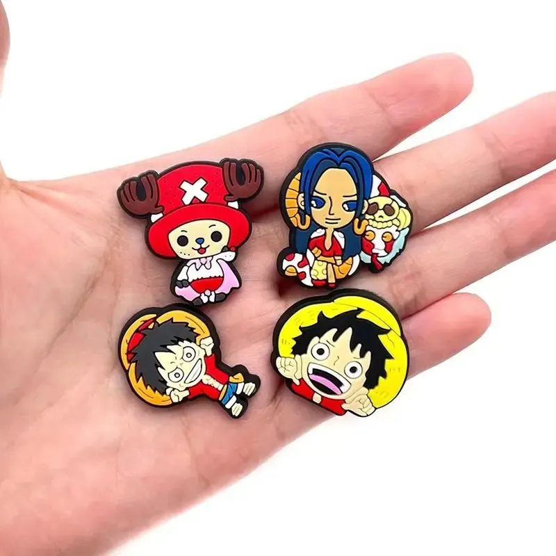 Figura de Zoro, Luffy y Sanji en dijes para zuecos, 12 a 36 pzs – 12, 24 o 36 piezas