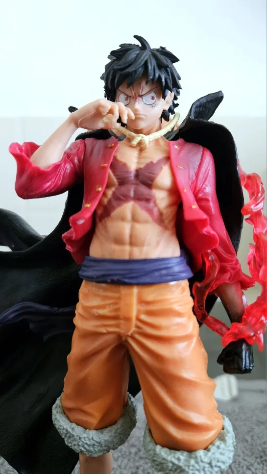 Foto de un comprador: Figura de Luffy de One Piece, muñeco de acción para exhibir