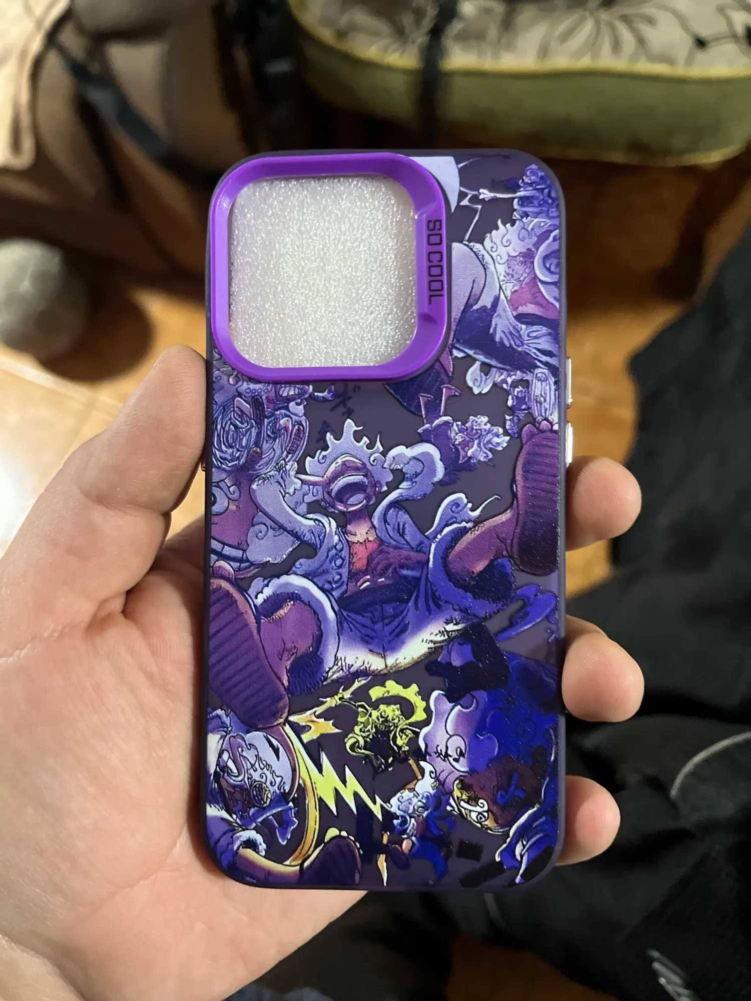 Foto de un comprador: Funda de teléfono con diseño de anime One Piece, trasera mate