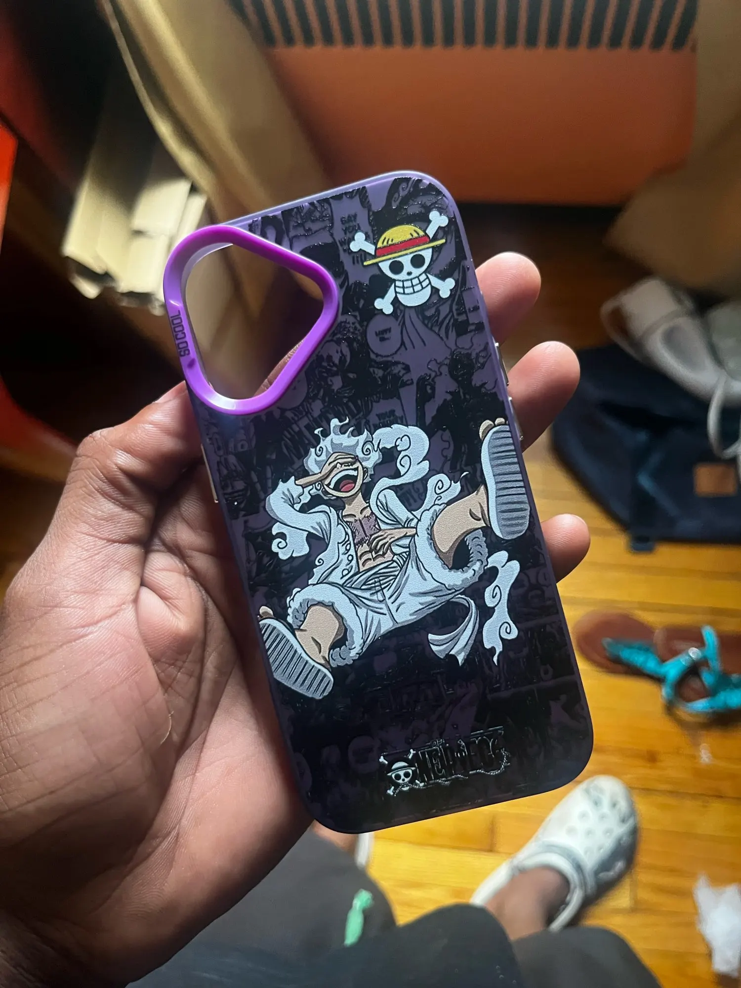 Foto de un comprador: Funda de teléfono con diseño de anime One Piece, trasera mate