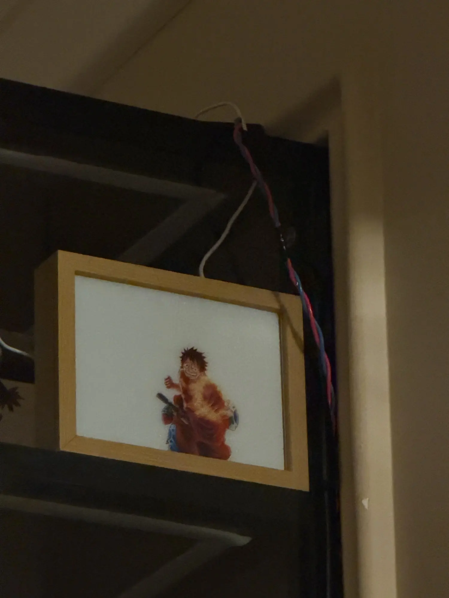Foto de un comprador: Lámpara de One Piece y anime con marco LED animado