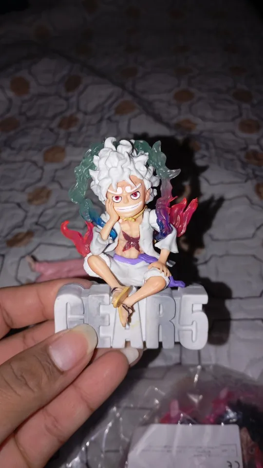 Foto de un comprador: Figura de One Piece chibi: Luffy Gear mini de 10 cm en 1/60