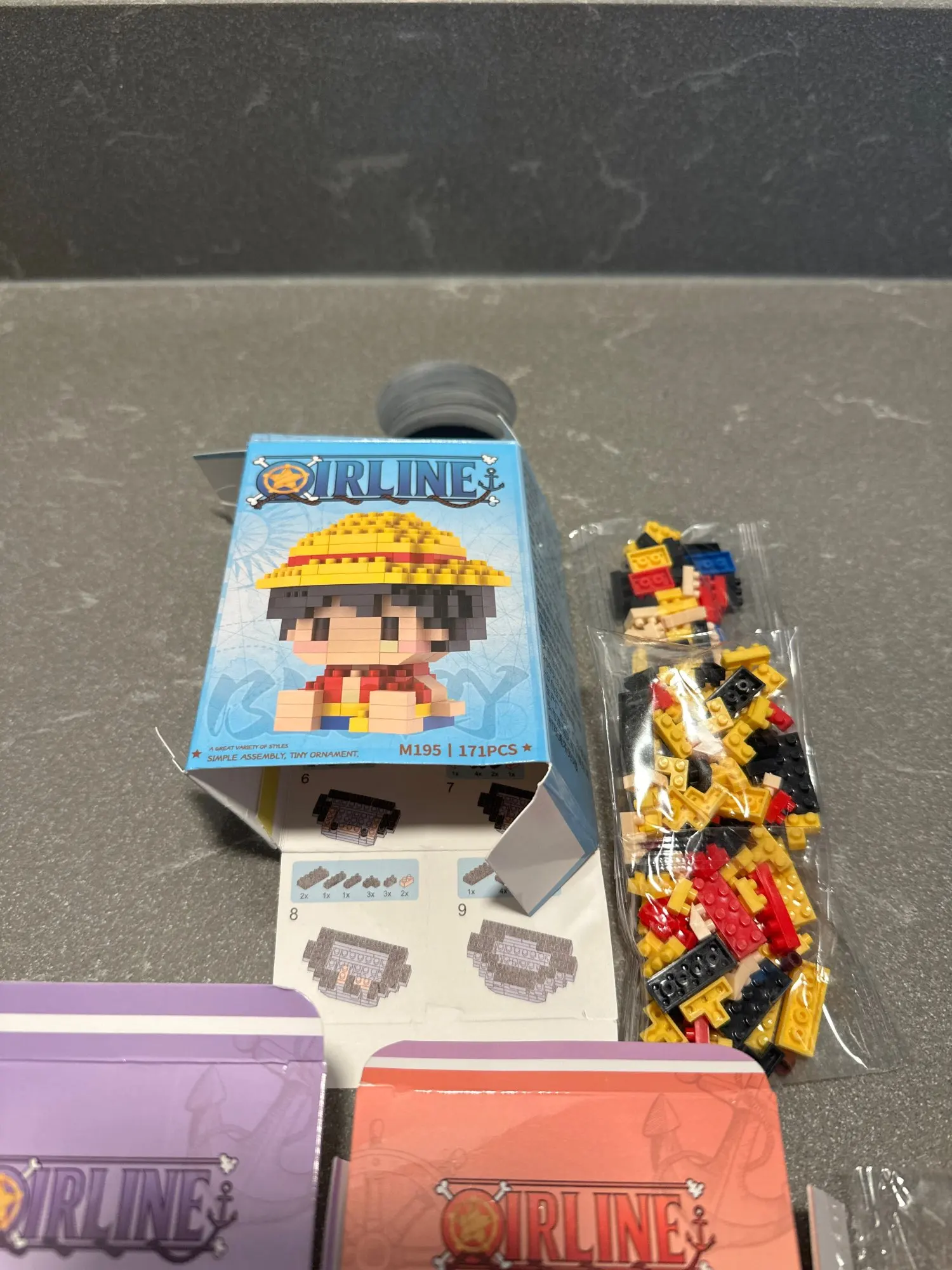 Foto de un comprador: Figura de One Piece 3D de mini ladrillos para armar y exhibir