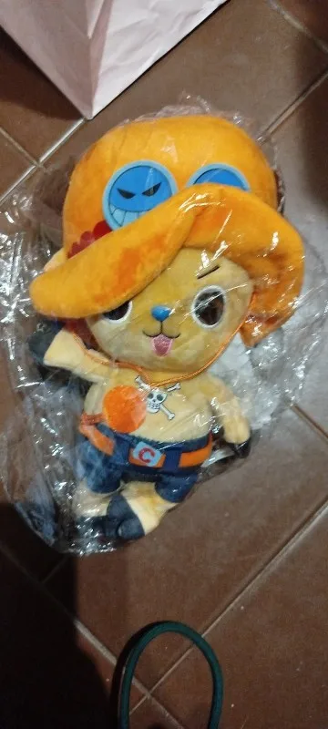Foto de un comprador: Peluche de Chopper y los Sombrero de Paja de 11 a 20 cm