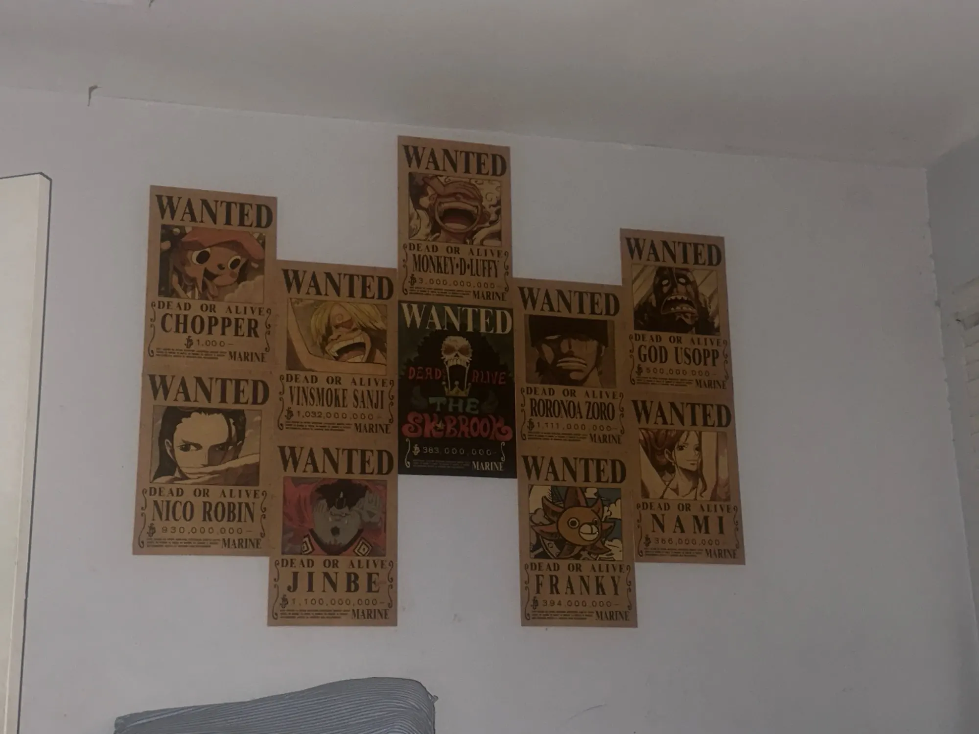 Foto de un comprador: Pósters de One Piece estilo carteles de recompensa, set de 10