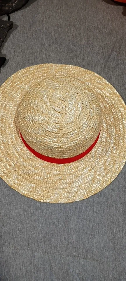 Foto de un comprador: Sombrero de paja de Luffy para cosplay con barboquejo elástico